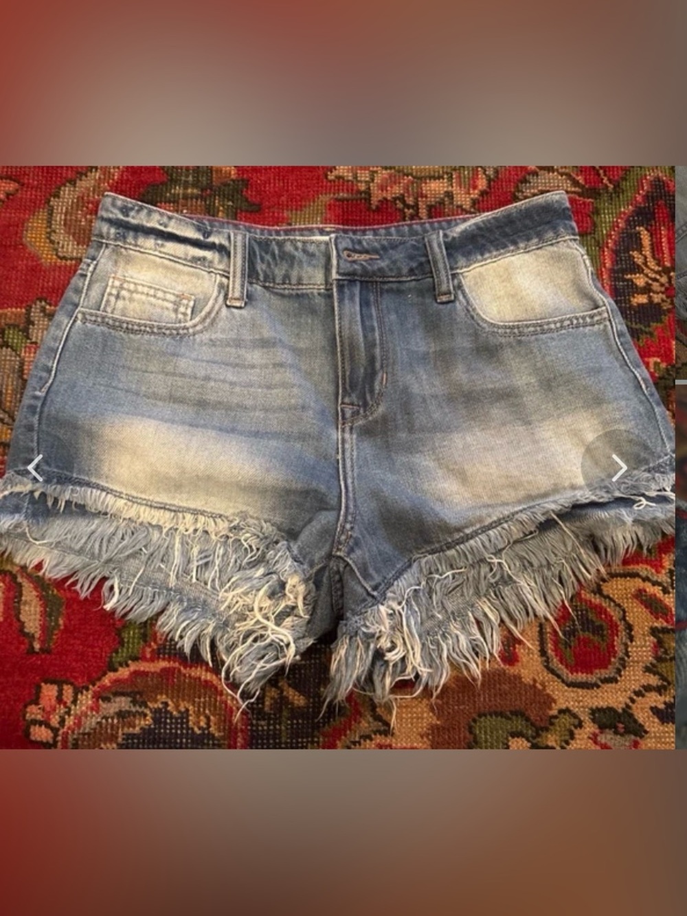 Cello Frayed Hem Light Blue Denim Shorts - Women's size small